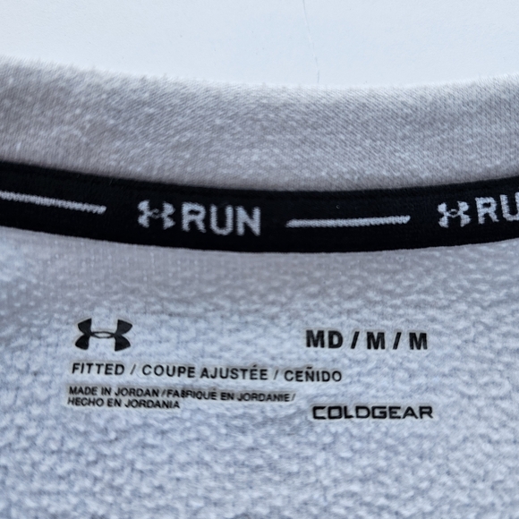 Under Armour RUN Fitted Coldgear Sweater with printed front - Picture 3 of 5